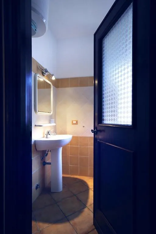 סנטה טרזה גאיורה Le Villette Di Capo Testa 0*, סנטה טרזה גאיורה איטליה